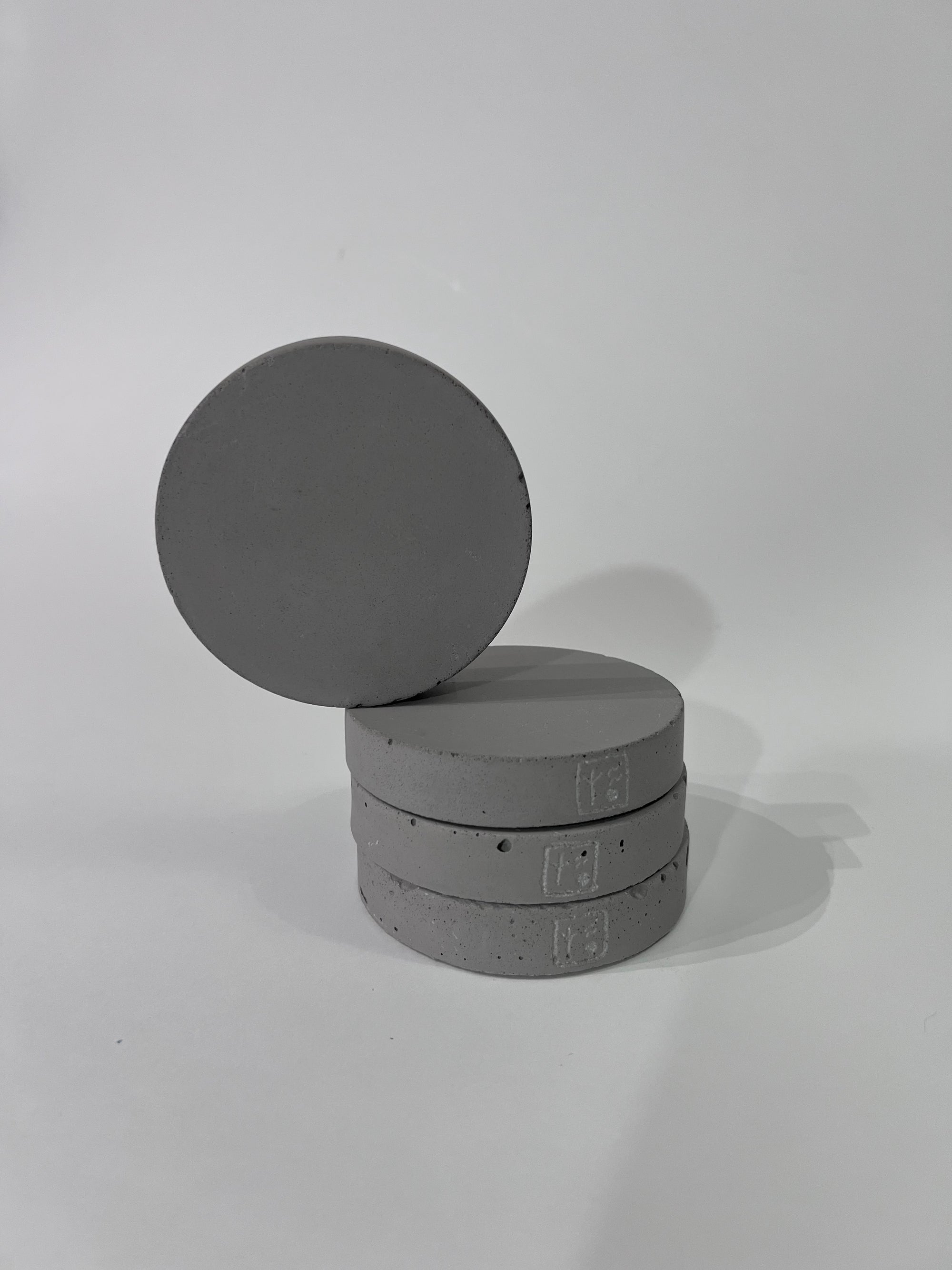 ROUND COASTERS Smooth