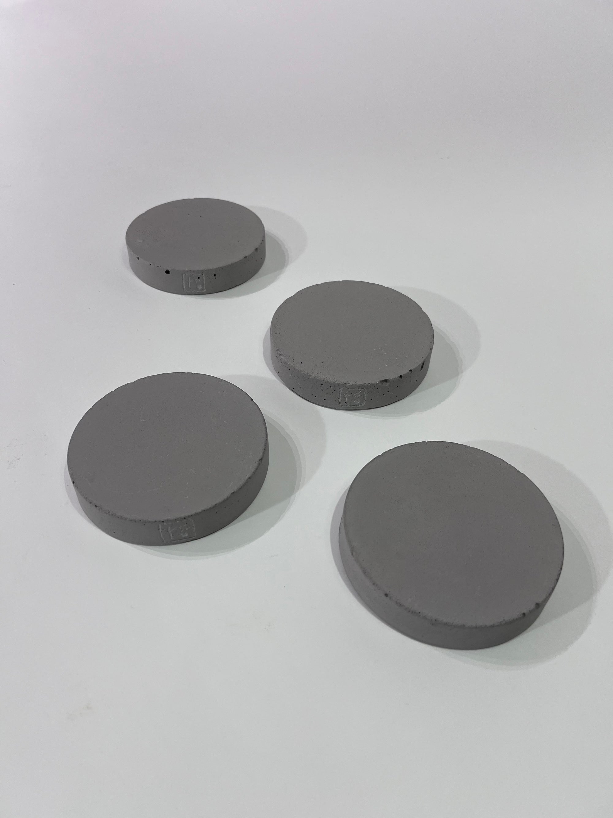 ROUND COASTERS Smooth