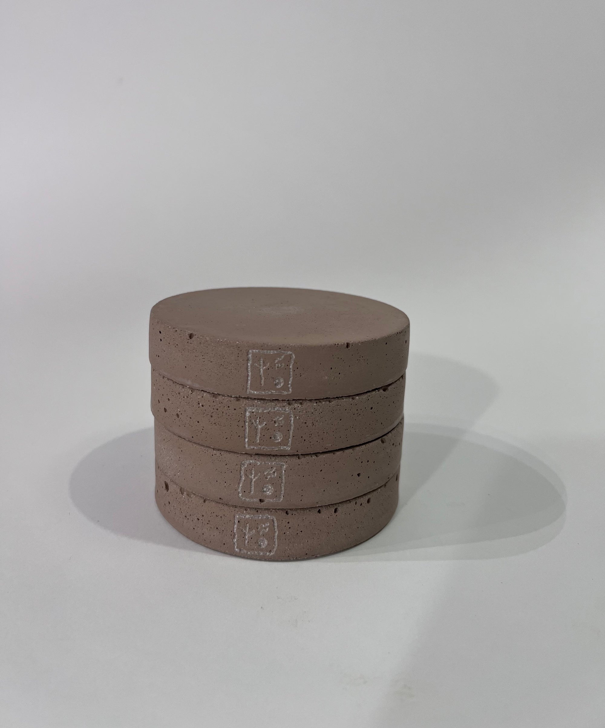 ROUND COASTERS Smooth