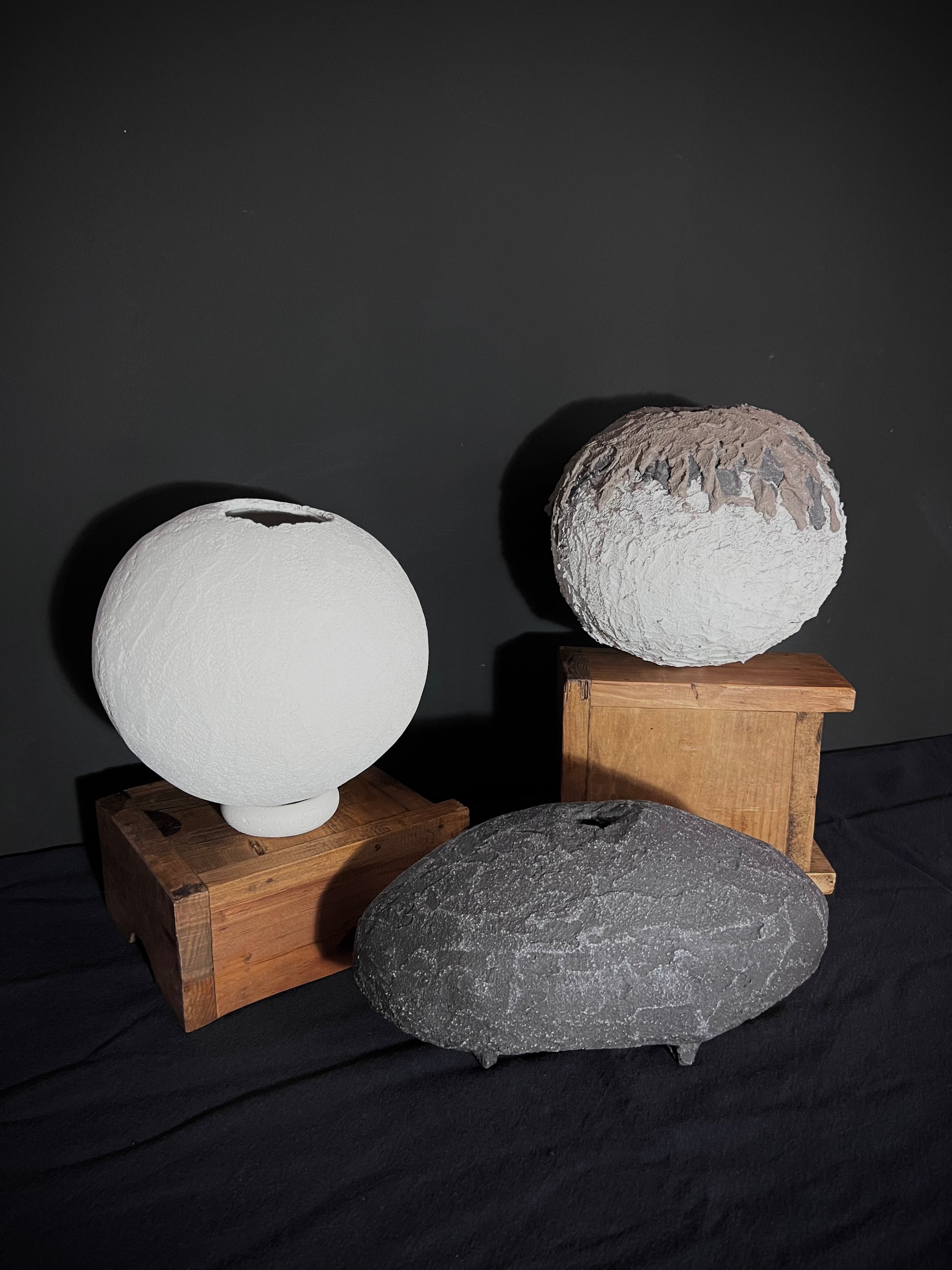 WHITE SPHERE VESSEL